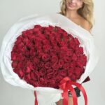 Букет «101 Бордовая роза Кения»
